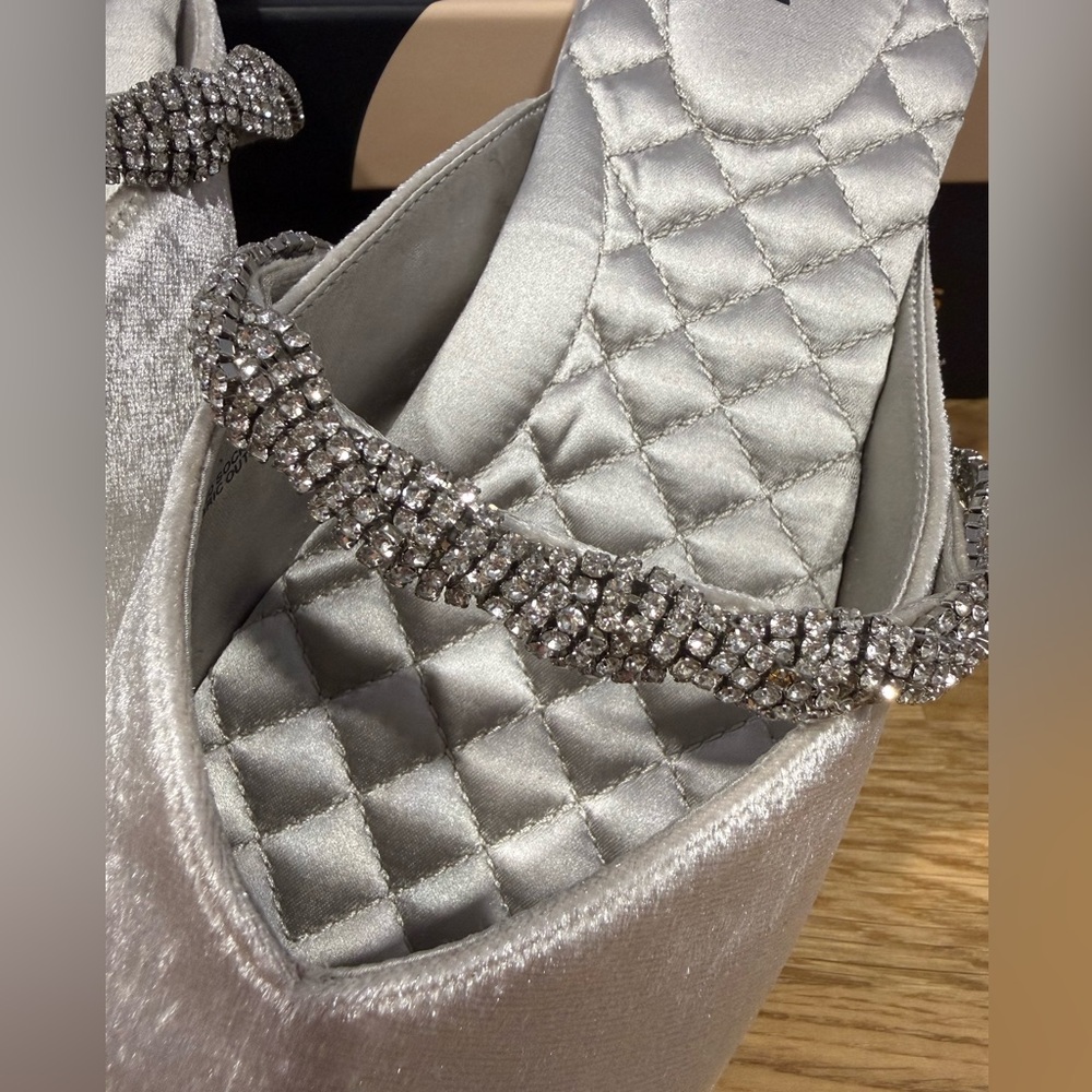 Women’s Size 11 Silver/Pewter Dressy Flats - Picture 4 of 9